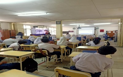 KEGIATAN TAX GOES TO SCHOOL