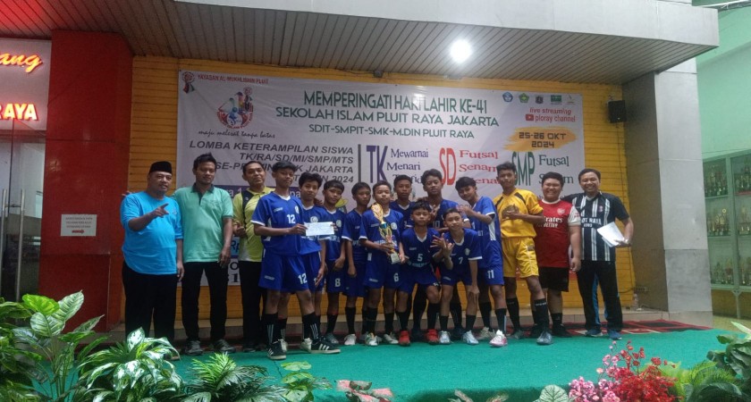 Selamat untuk Tim Futsal SMP Remaja Pluit yg meraih juara 3